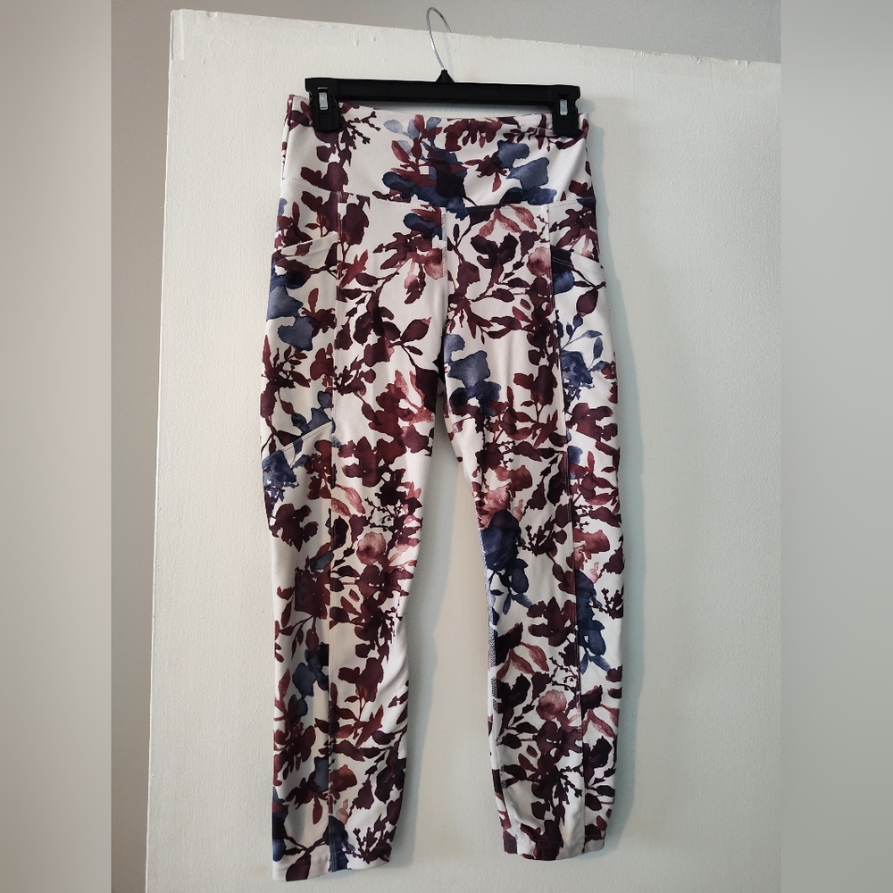 Balance Collection cropped leggings with pockets SZ M used good condition